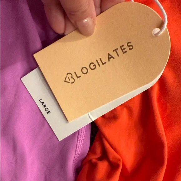 Women's Sweetheart And Halter Sleeveless Tops - Picture 7 of 7